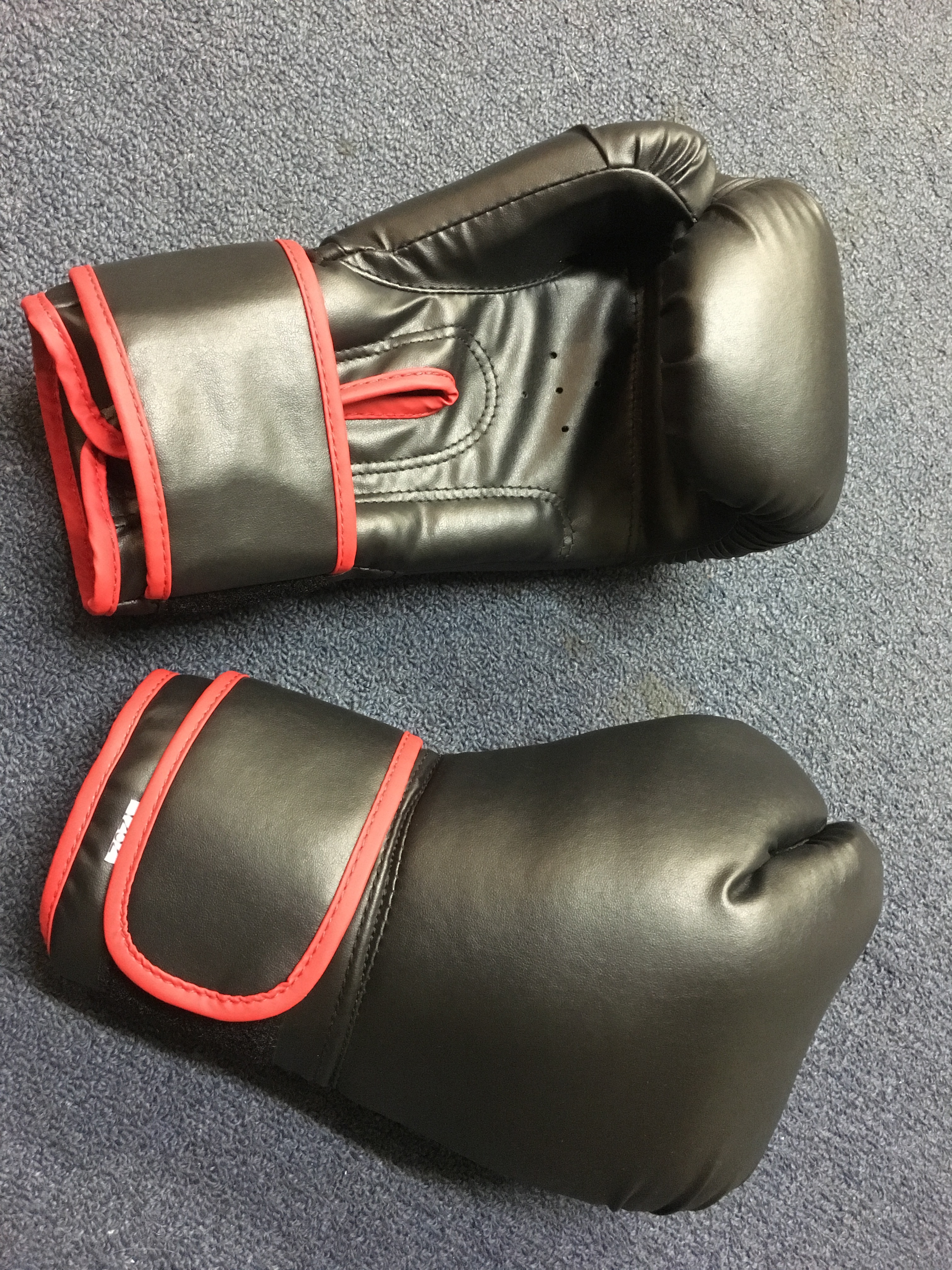 Boxing Gloves 12oz SD-2659 | Surplus Direct | New Zealand